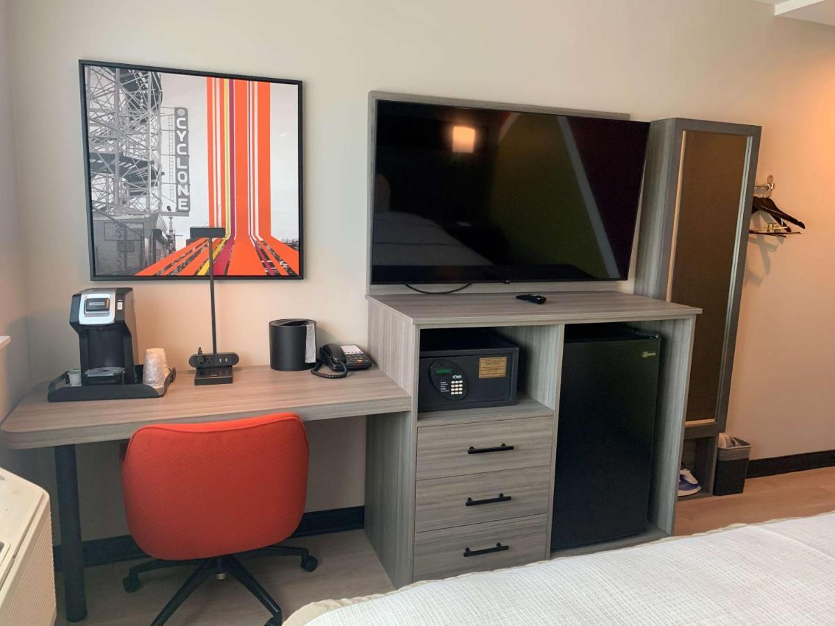 ניו יורק Best Western Plus Brooklyn-Prospect Park מראה חיצוני תמונה
